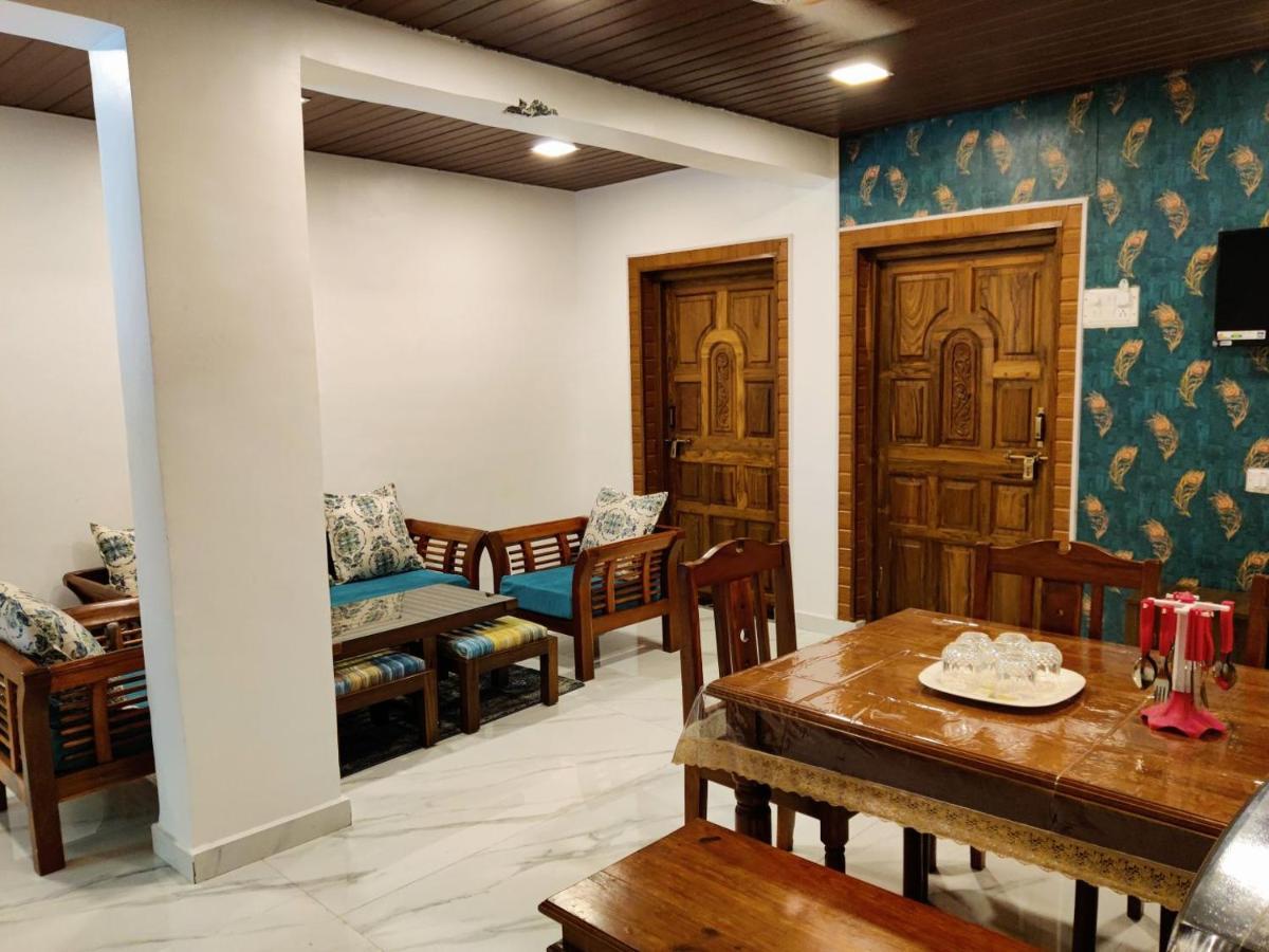 Whitehouse By Oxystays Hospitality Apartment *