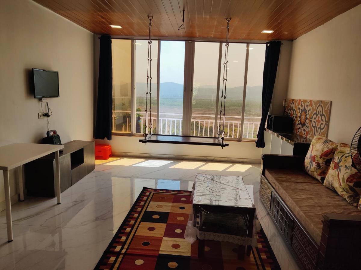 Whitehouse By Oxystays Hospitality Apartment *