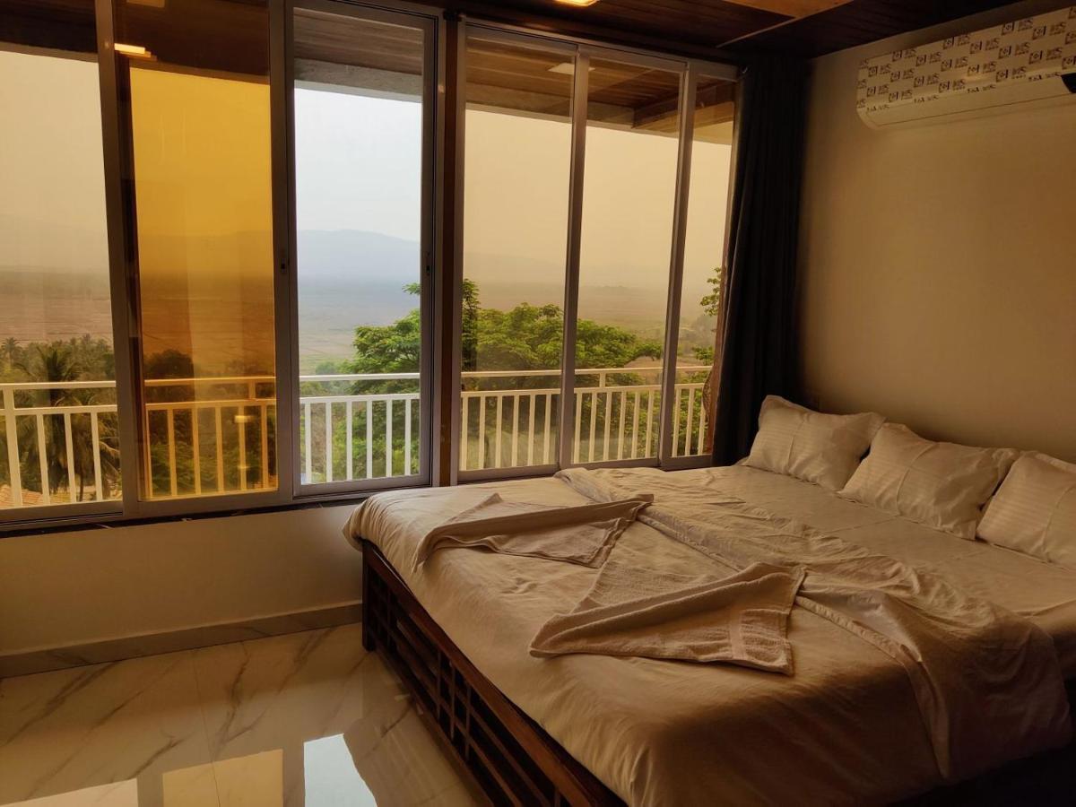 Whitehouse By Oxystays Hospitality