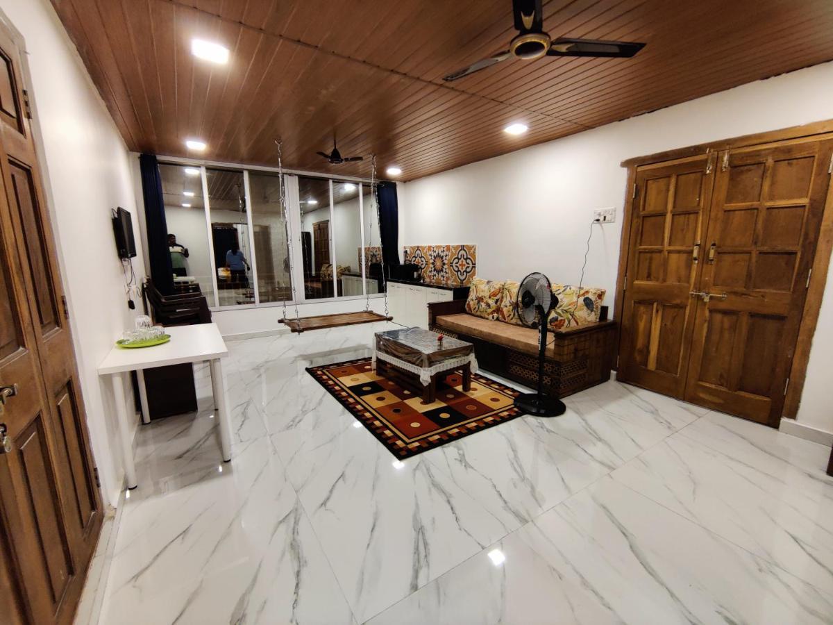 Whitehouse By Oxystays Hospitality * Alibag