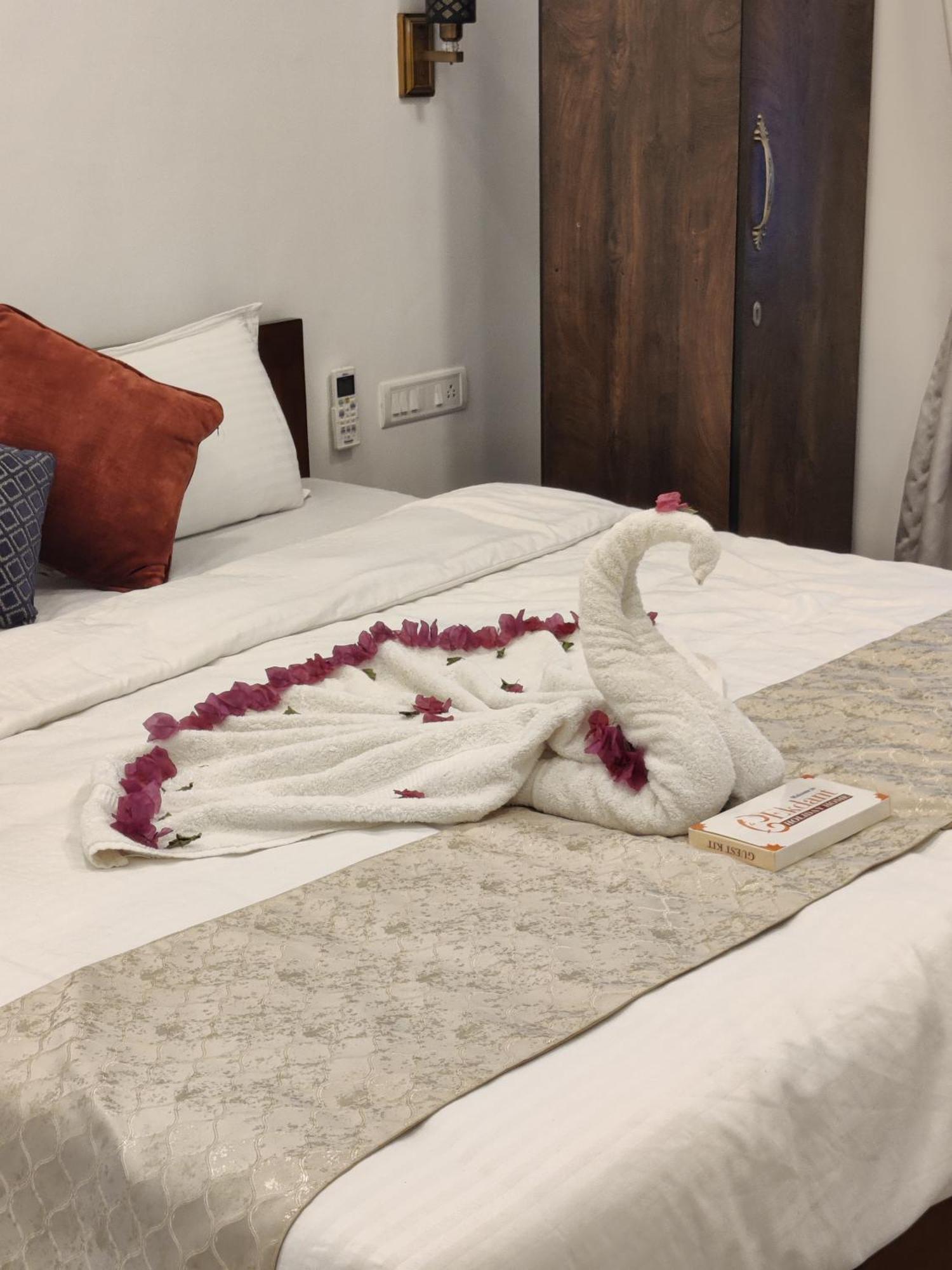 Apartment Whitehouse By Oxystays Hospitality