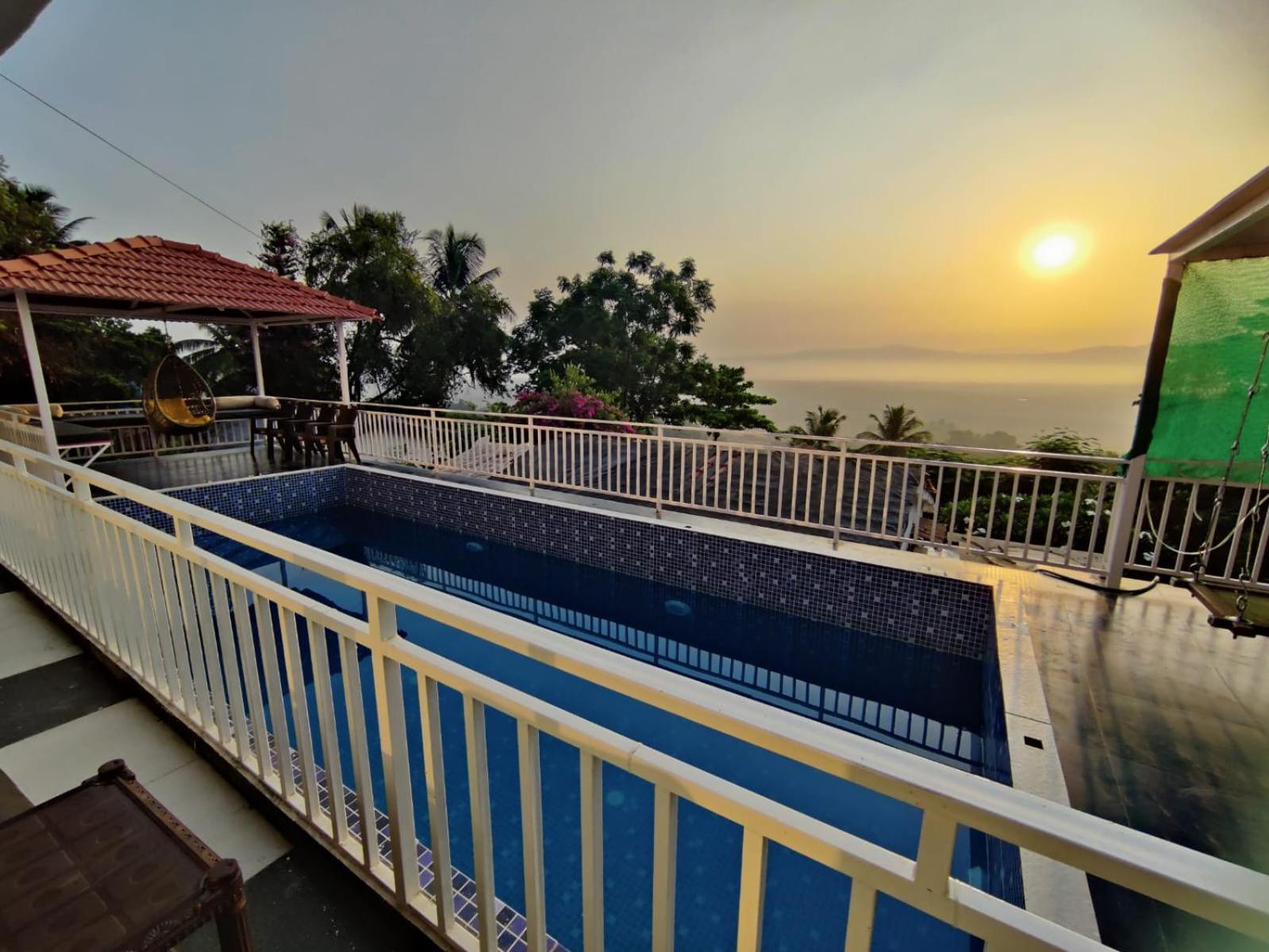 Whitehouse By Oxystays Hospitality * Alibag