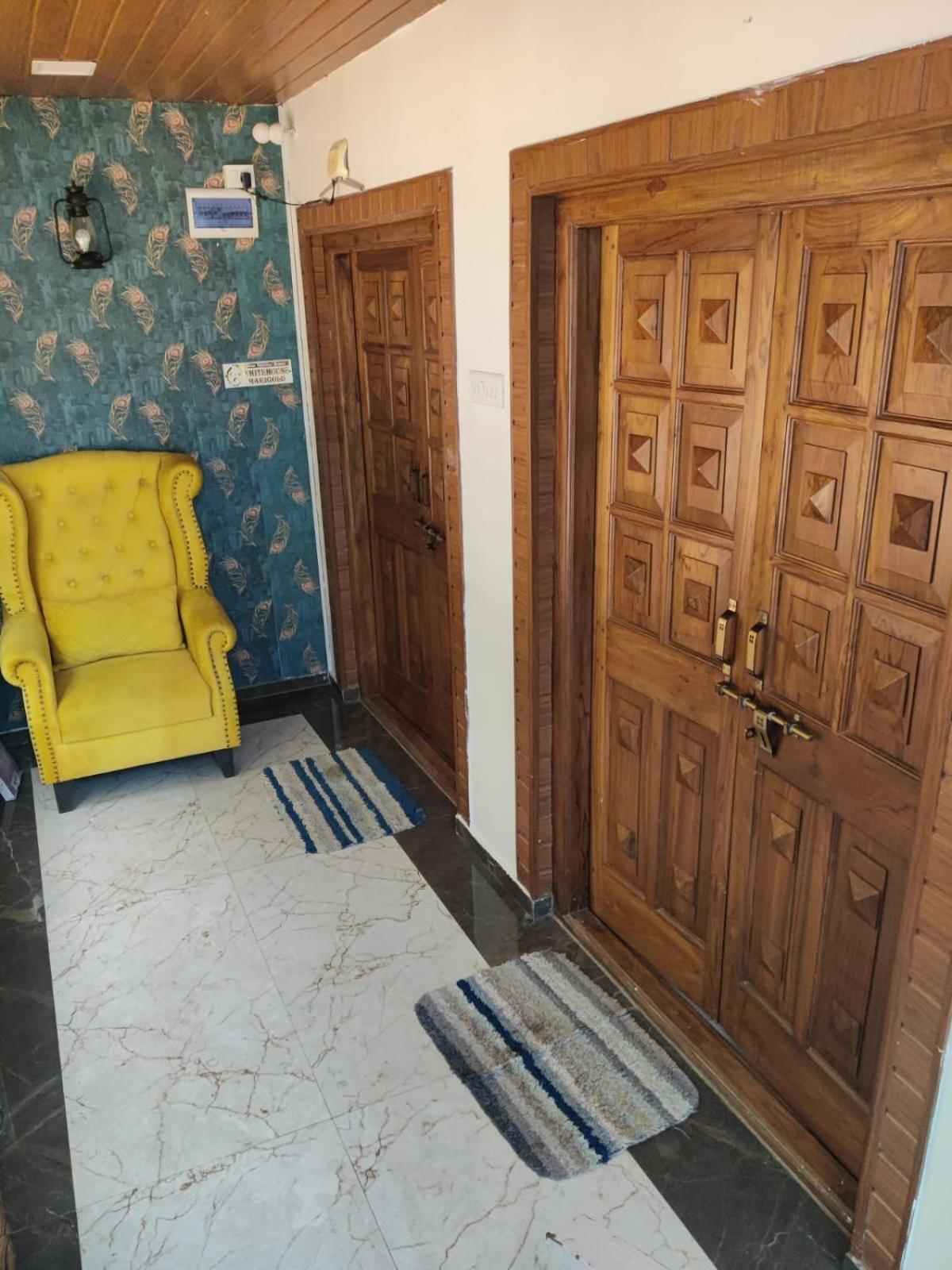 Whitehouse By Oxystays Hospitality Apartment